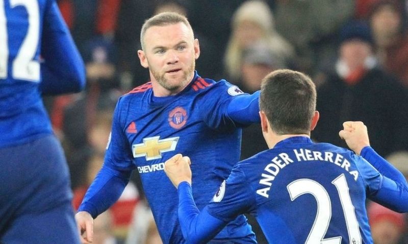 Tại sao mức lương của Rooney còn cao hơn cả Tổng thống Mỹ