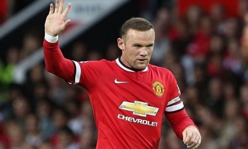 Rooney chính thức ký hợp đồng và trở thành HLV “kim cương”